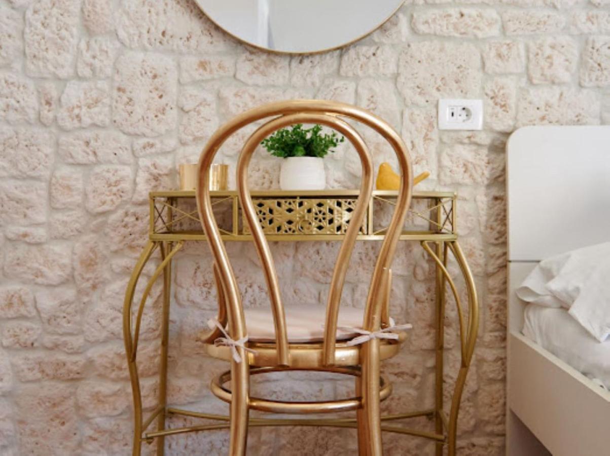 Guesthouse Ana Trogir Old Town Buitenkant foto