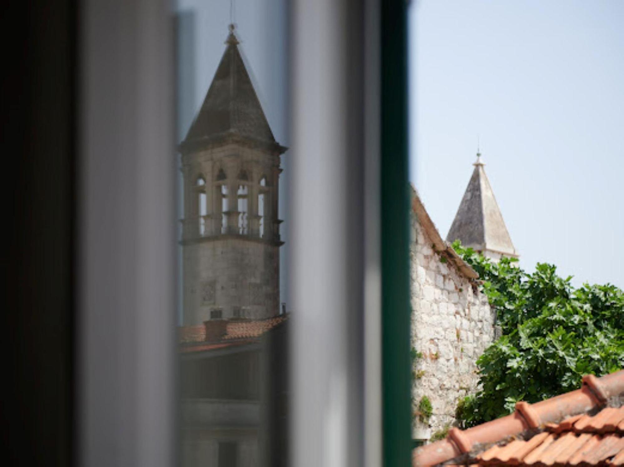 Guesthouse Ana Trogir Old Town Buitenkant foto