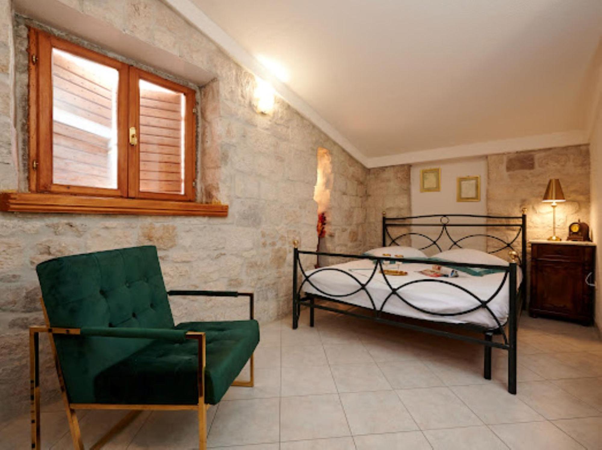 Guesthouse Ana Trogir Old Town Kamer foto